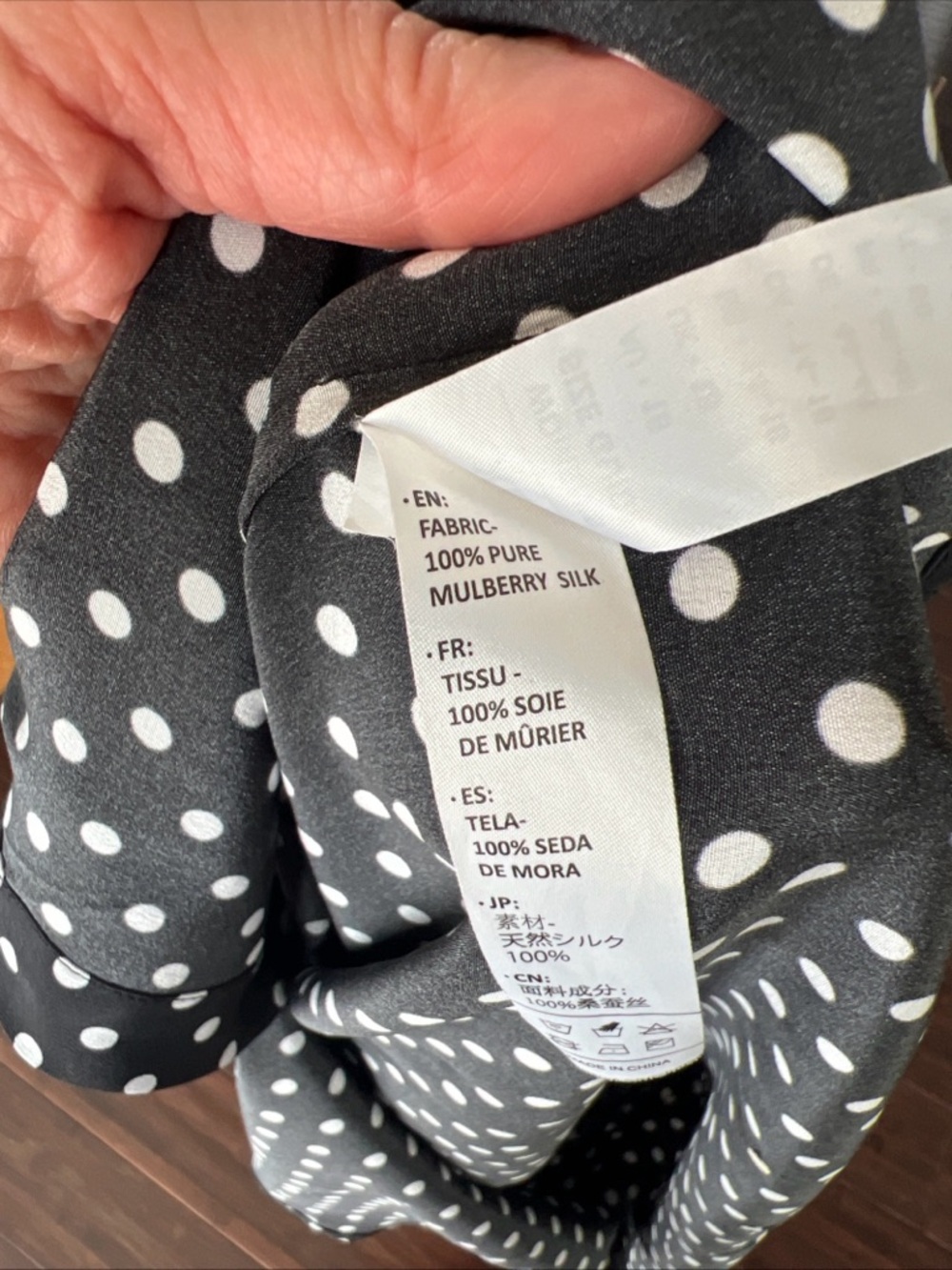 Women’s Lilysilk Beautiful Black White Polka Dot 100% Mulberry Silk Blouse XL - Picture 11 of 11